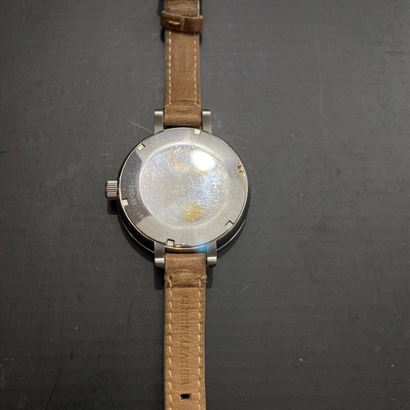 FOSSIL Watch - Picture 3 of 4